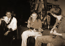 Gitarresque im Westernsaloon